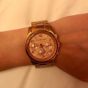 MICHAEK KORS watch
